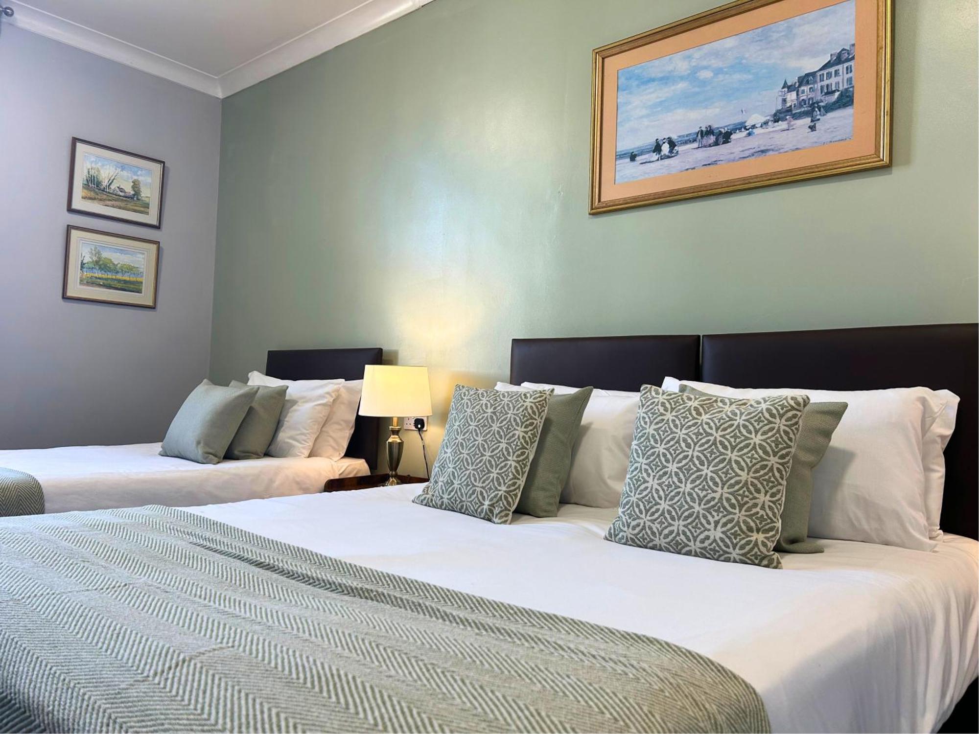 The Windmill Hotel Alford  ภายนอก รูปภาพ