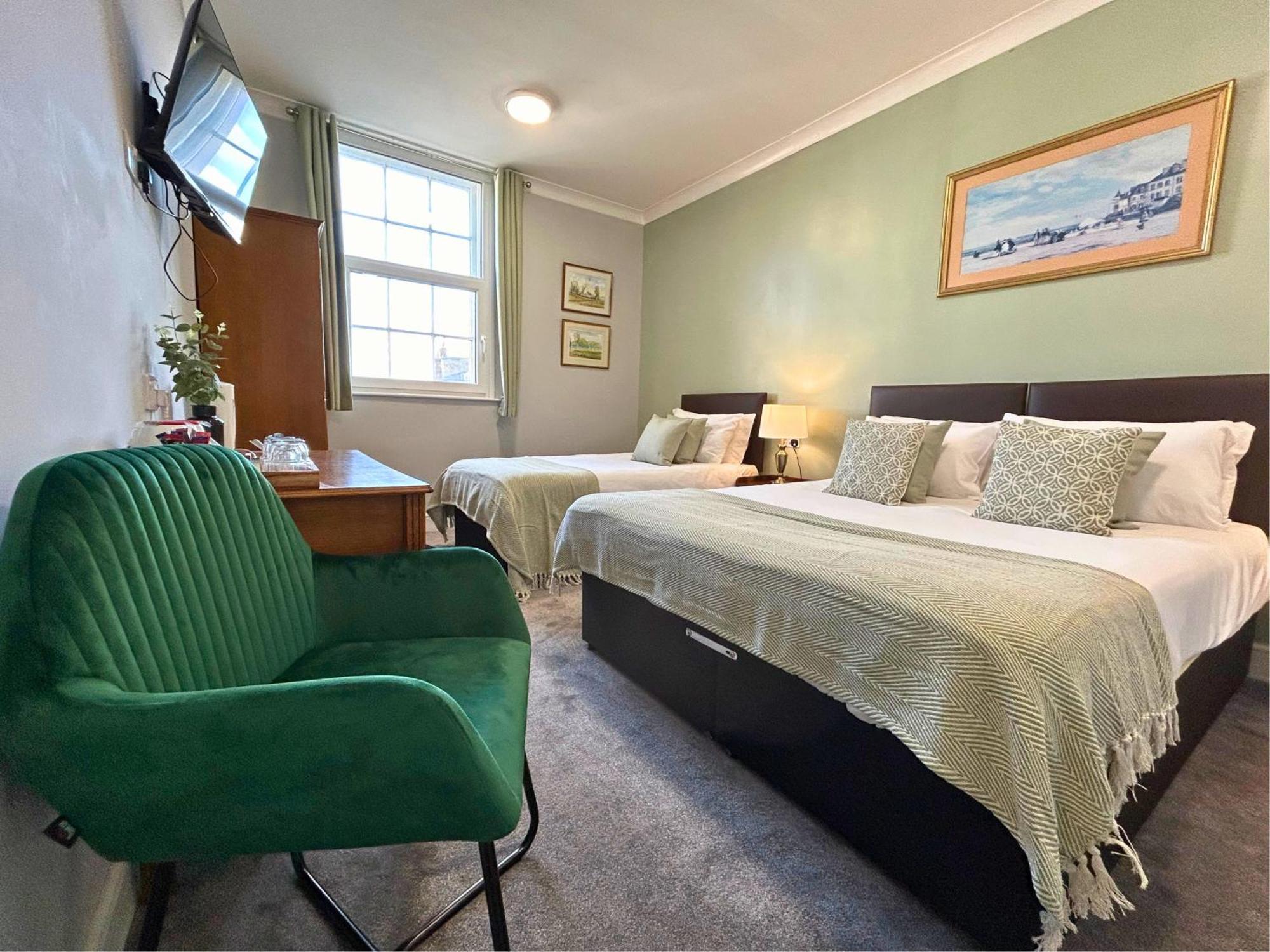 The Windmill Hotel Alford  ภายนอก รูปภาพ