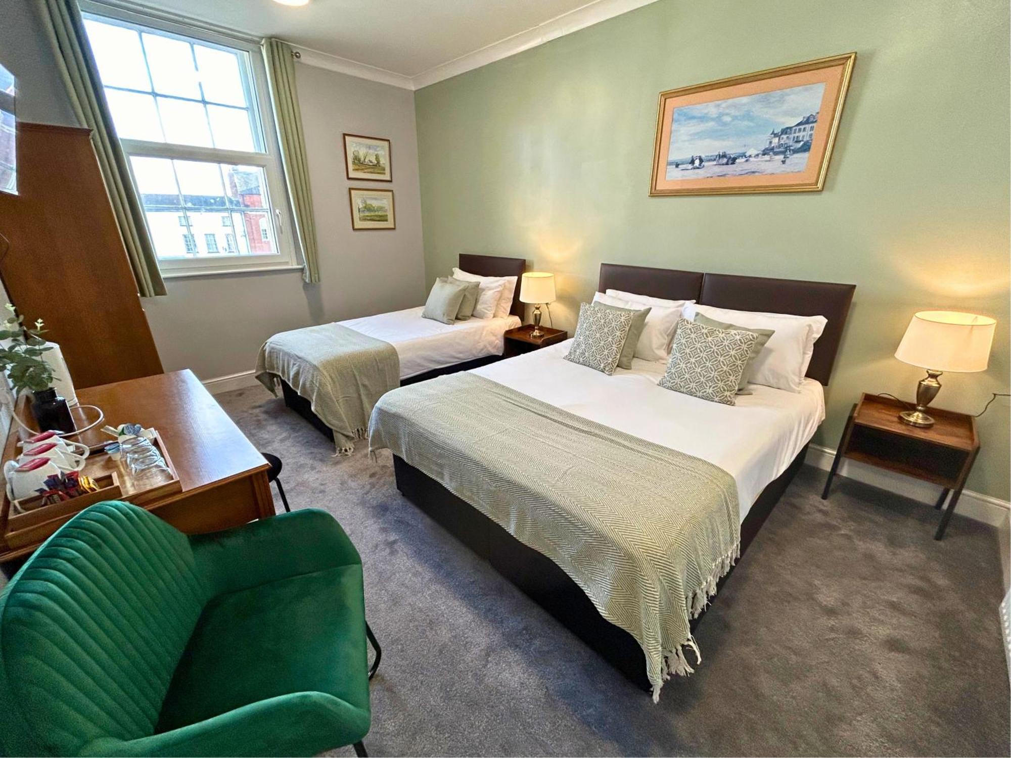 The Windmill Hotel Alford  ภายนอก รูปภาพ