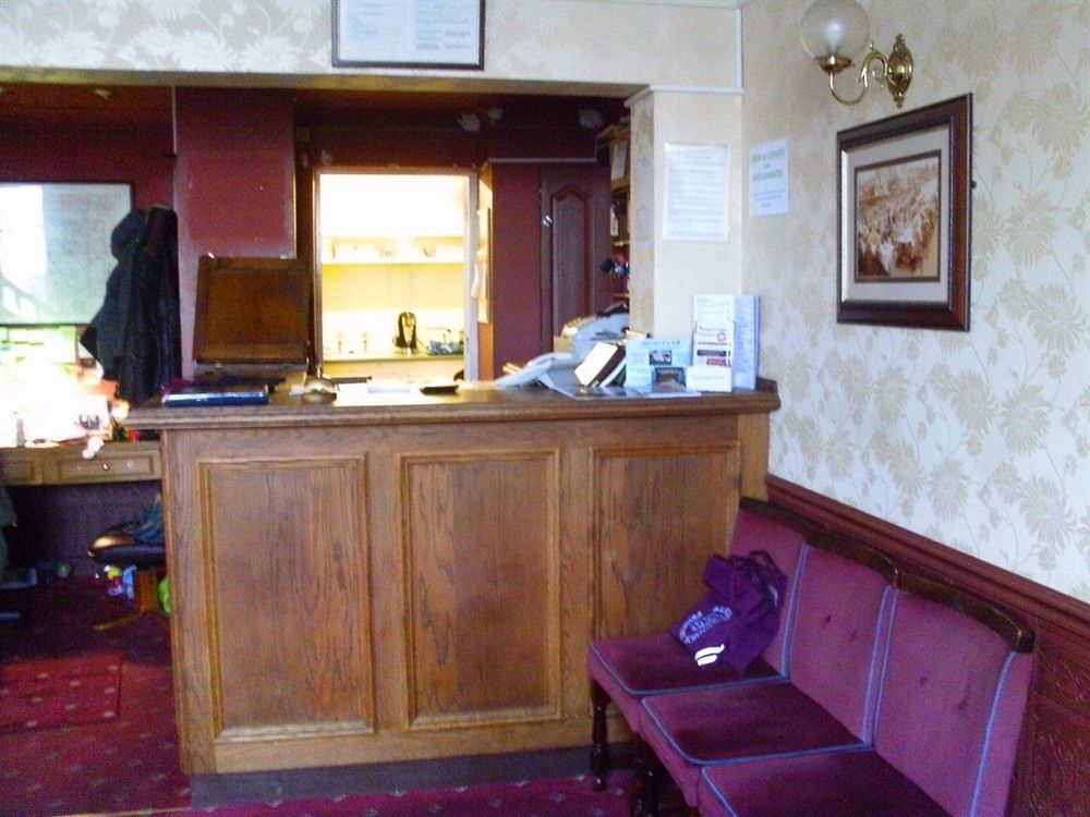 The Windmill Hotel Alford  ภายนอก รูปภาพ