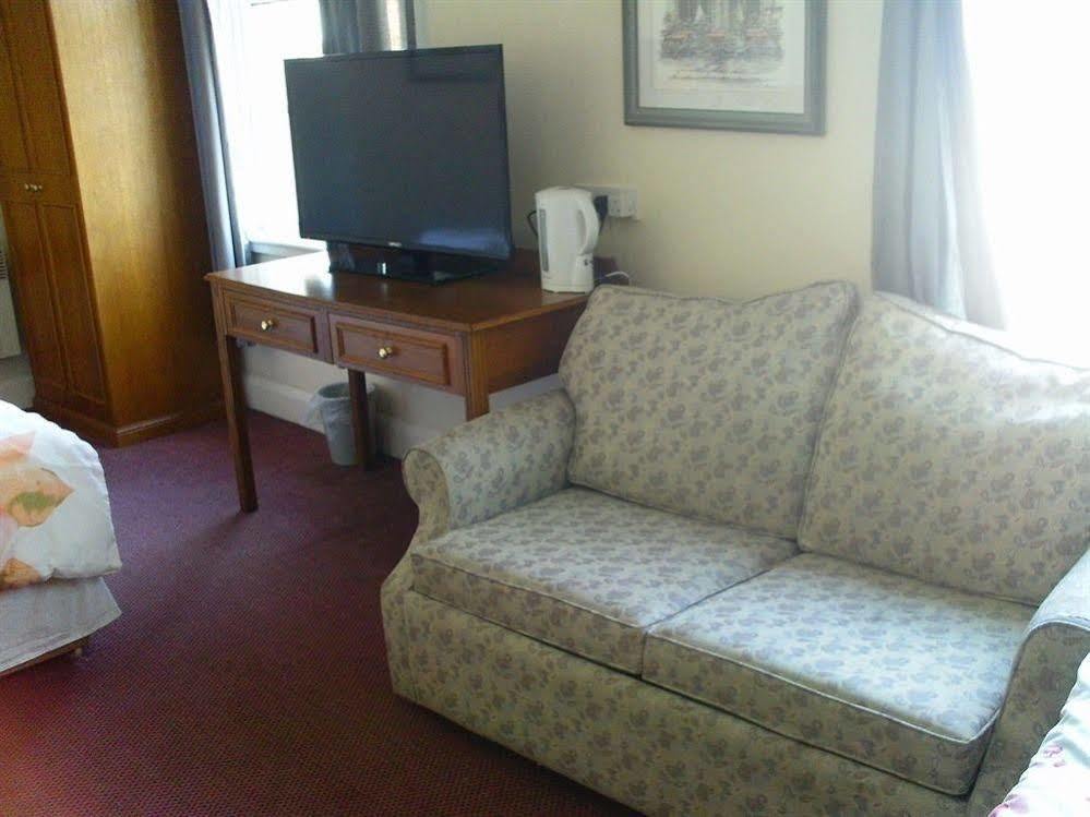 The Windmill Hotel Alford  ภายนอก รูปภาพ